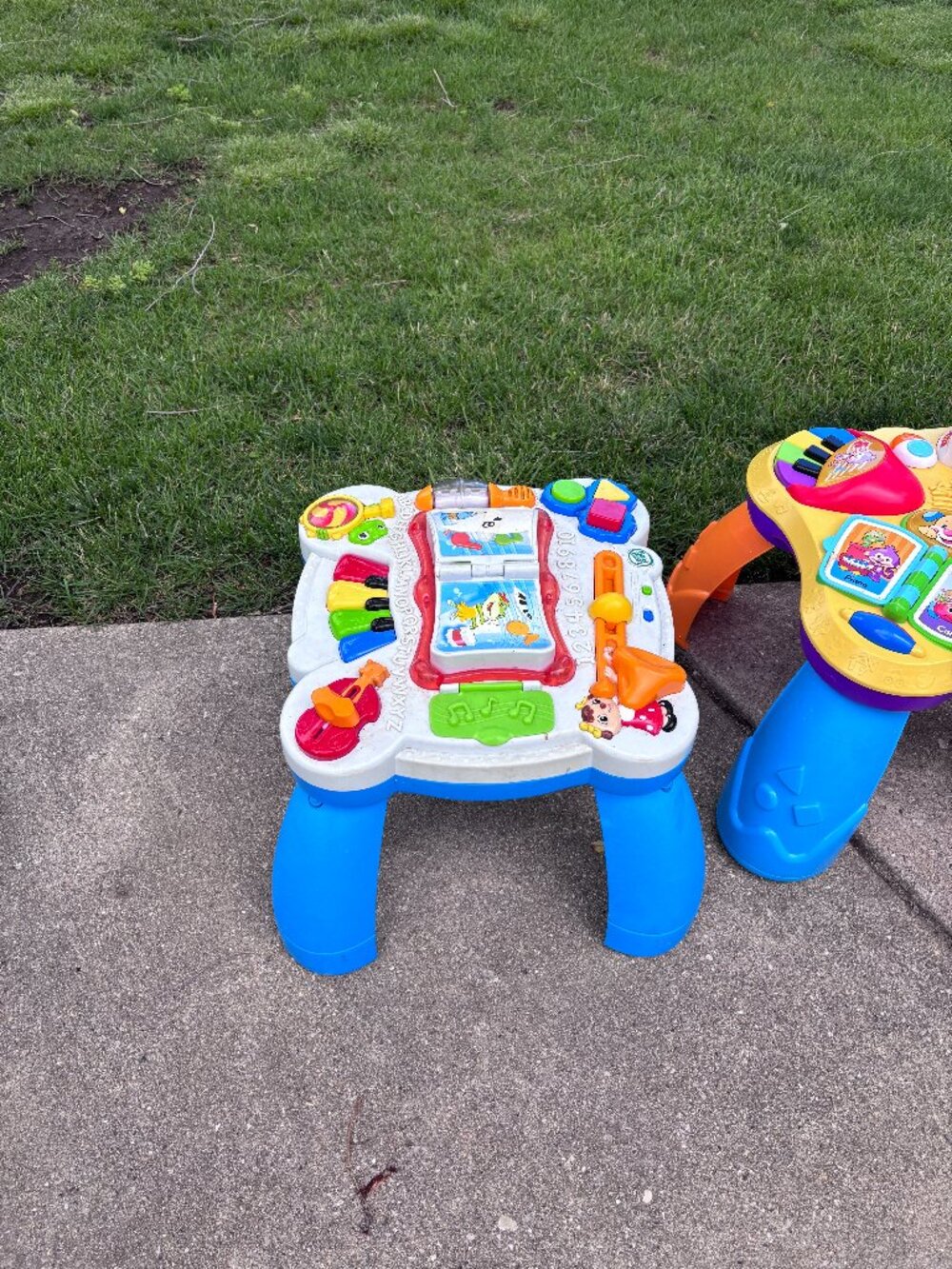 LeapFrog Learn & Groove Musical Activity Table Toddler Learning Toy